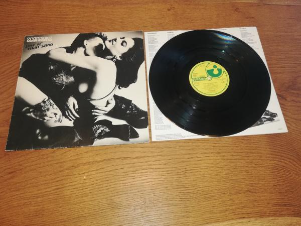 Scorpions Love at First Sting 1984 Harvest 1C 0642400071 Deutsche Pressung VG/VG